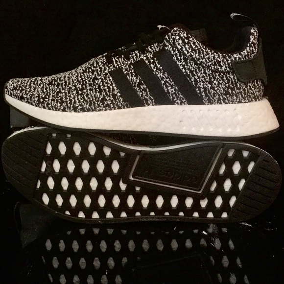 Adidas NMD R2 Oreo B22631 NEW in Box Men’s Size 13 - Picture 4 of 8